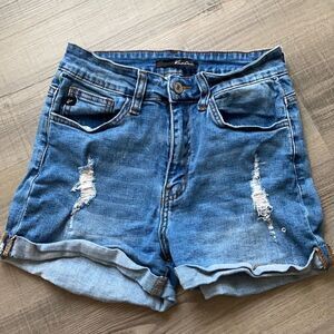KanCan Estilo Jean Shorts Distressed Size 5 / 26